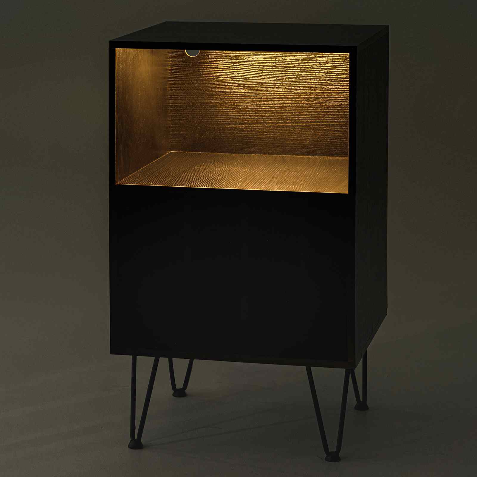 How to Add Lighting to Your Record Player Stand插图