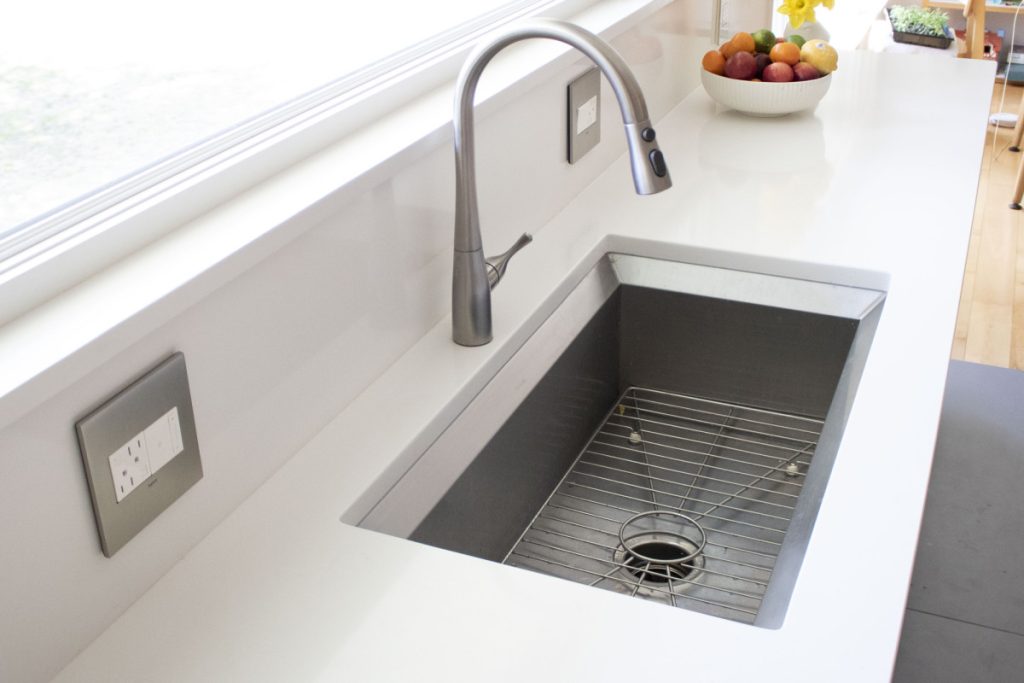 Cleaning Kitchen Sink Drain: Tips and Tricks for a Sparkling Finish