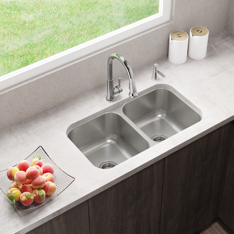 are double kitchen sinks outdated