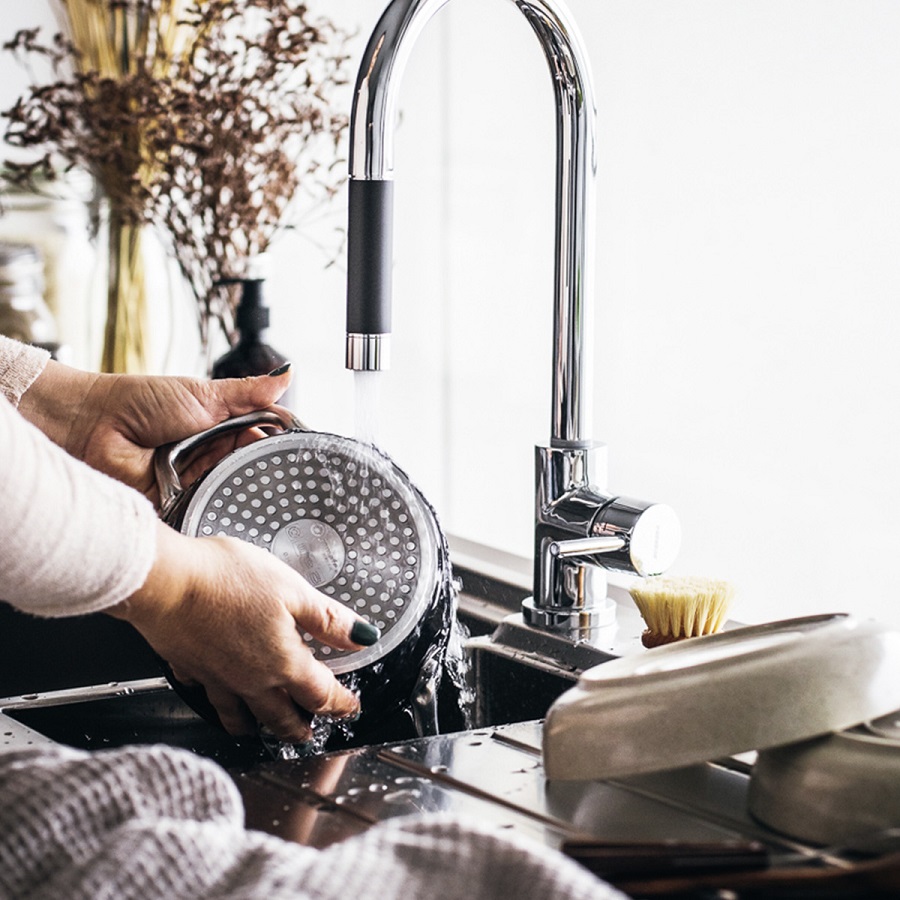 what are kitchen sinks made out of