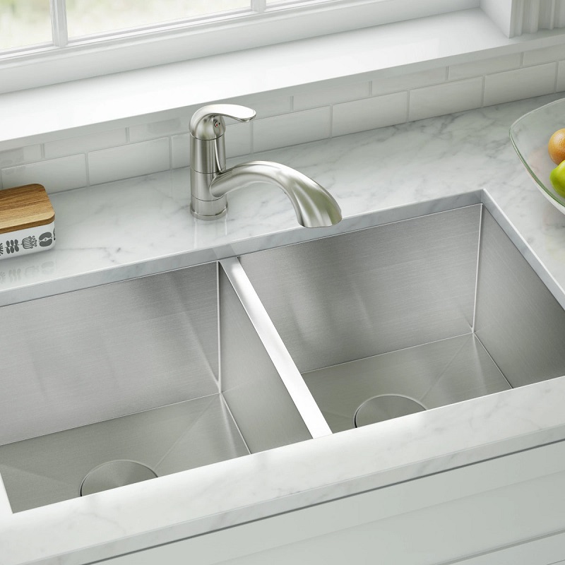 2 separate sinks in kitchen