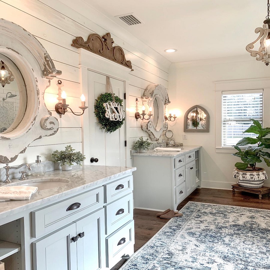 farmhouse shiplap bathroom