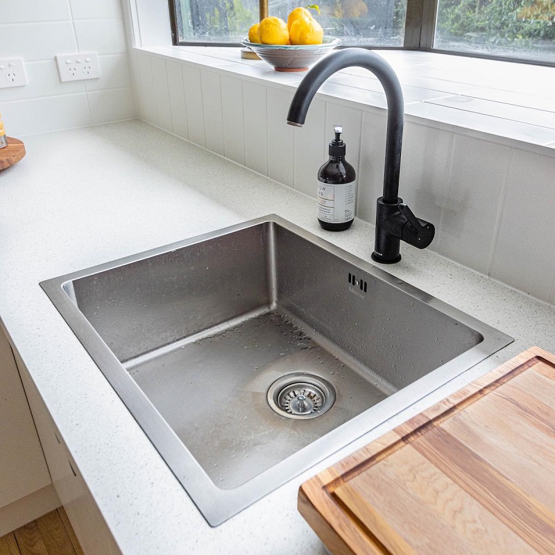 best material for kitchen sinks