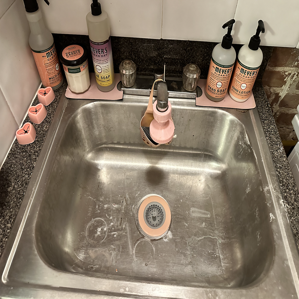 stainless steel kitchen sinks cleaning