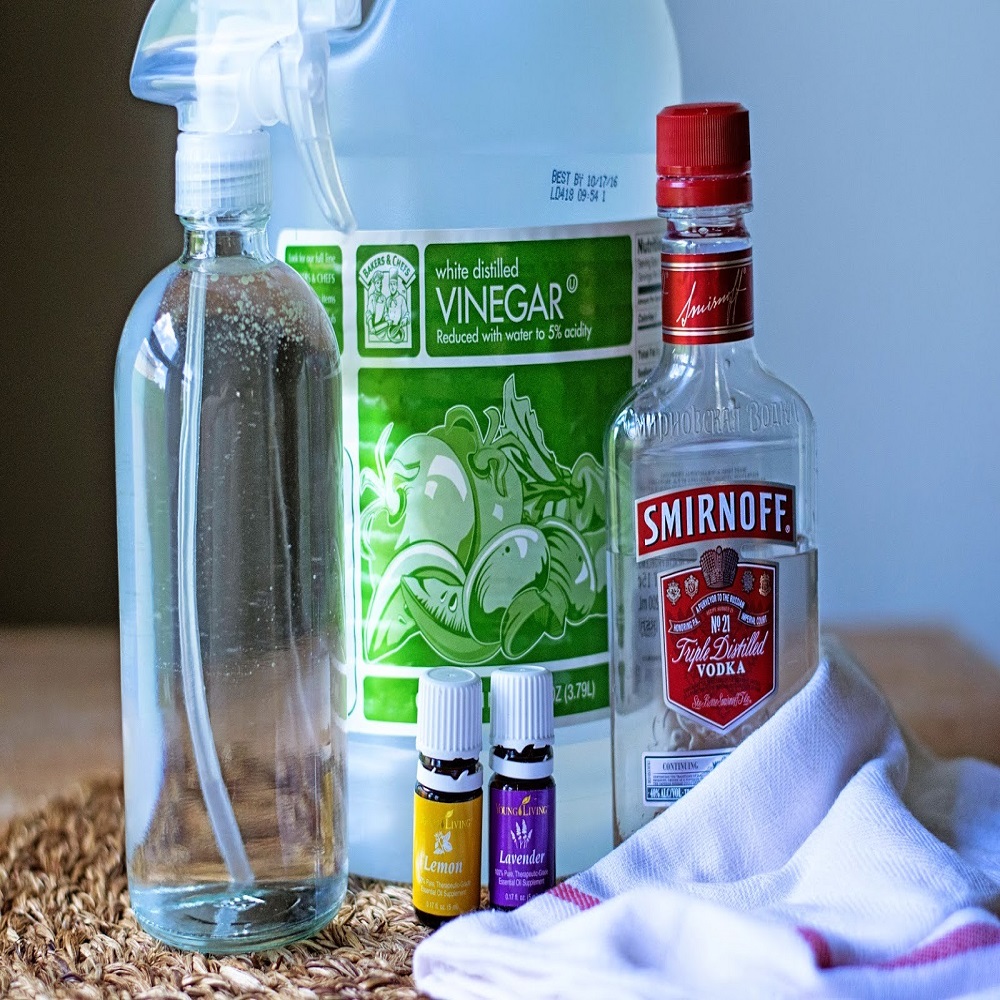 homemade bathroom cleaner