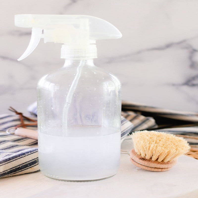 homemade bathroom cleaner