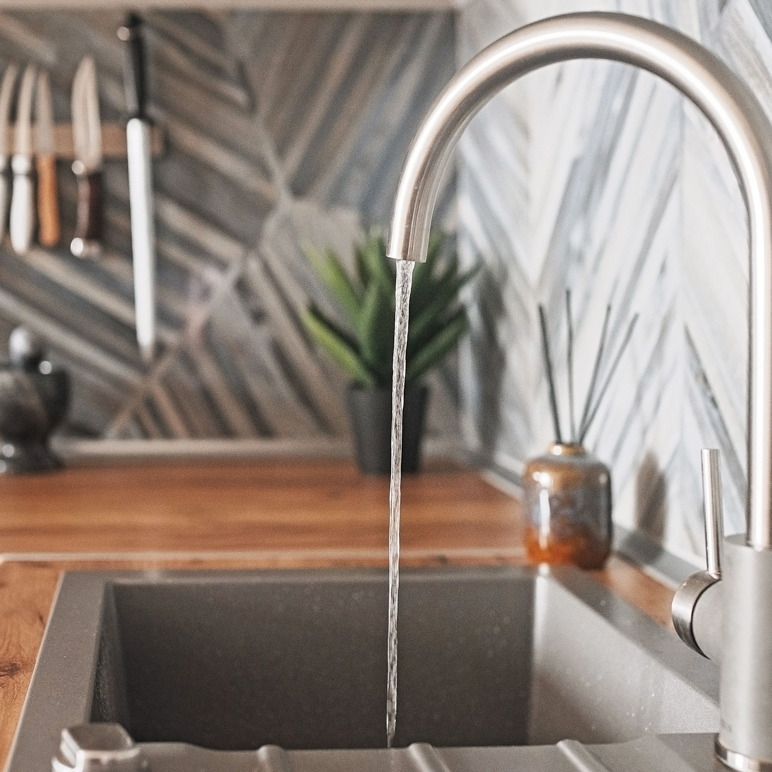 bathroom sink smells